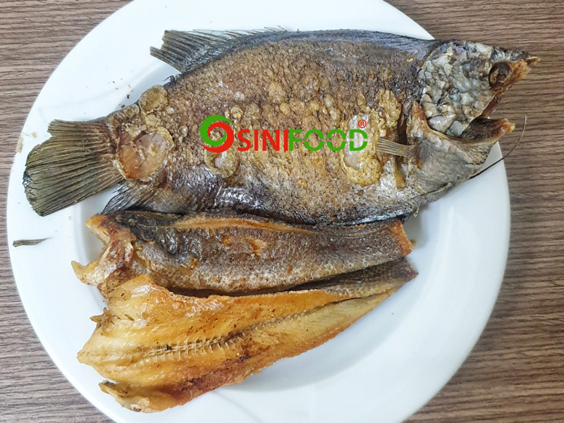 khô cá sặc chiên